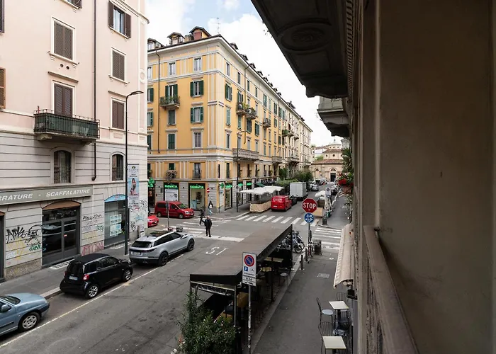 Guesthost - Cosy Apt Porta Venezia & Buenos Aires!